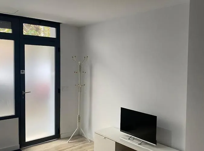 Cozy Flat In La Petxina_a * Валенсия